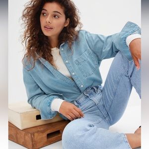 Gap Women’s denim big shirt